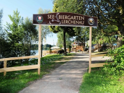 照片: See-Biergarten Lerchenau